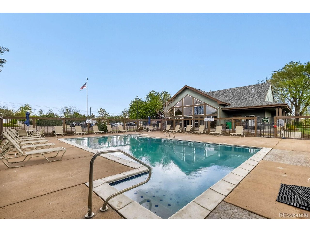 4180 Gray Fox Hts 111