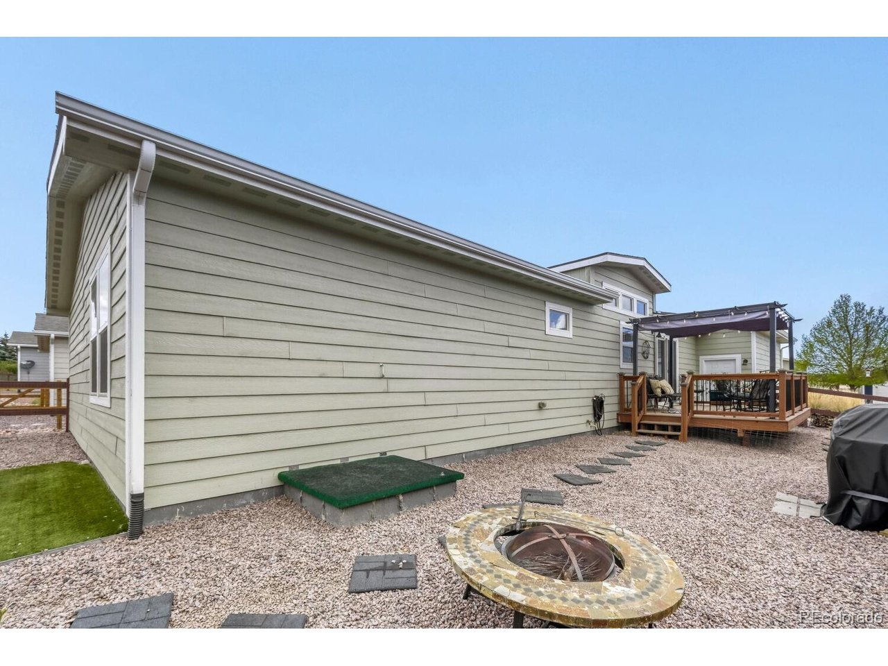 4180 Gray Fox Hts 111