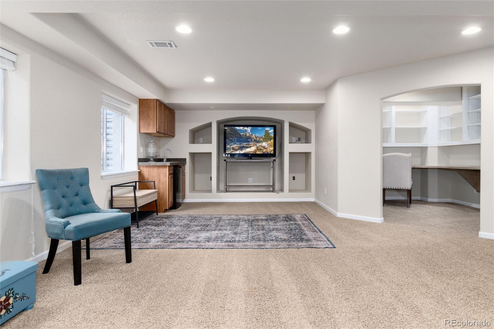 3920 Sunridge Terrace Drive