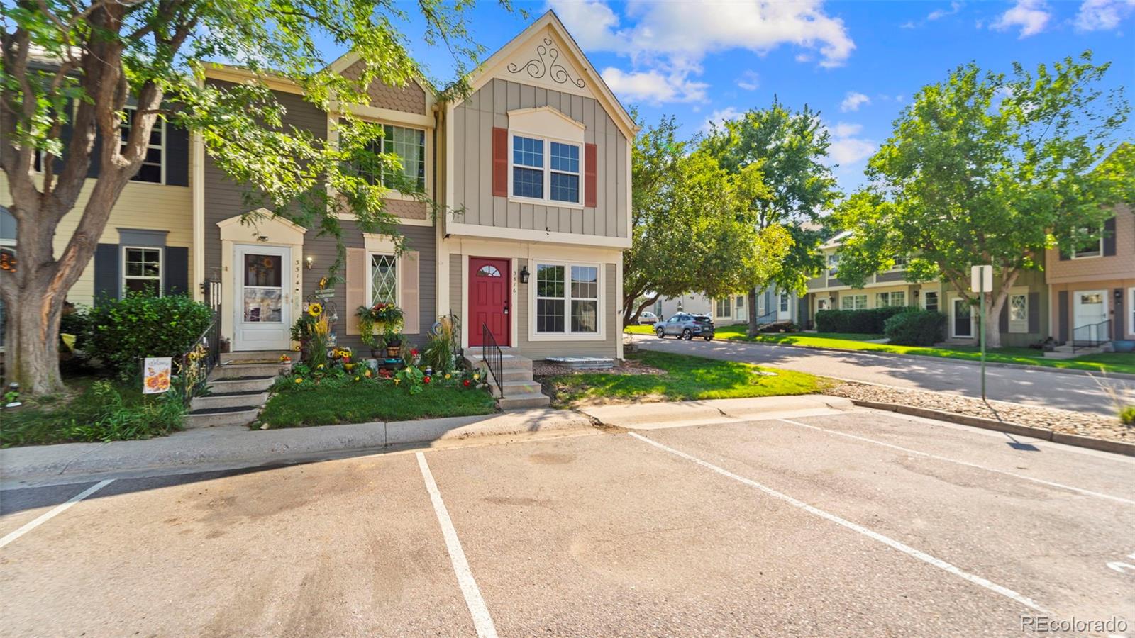 3516 Queen Anne Way