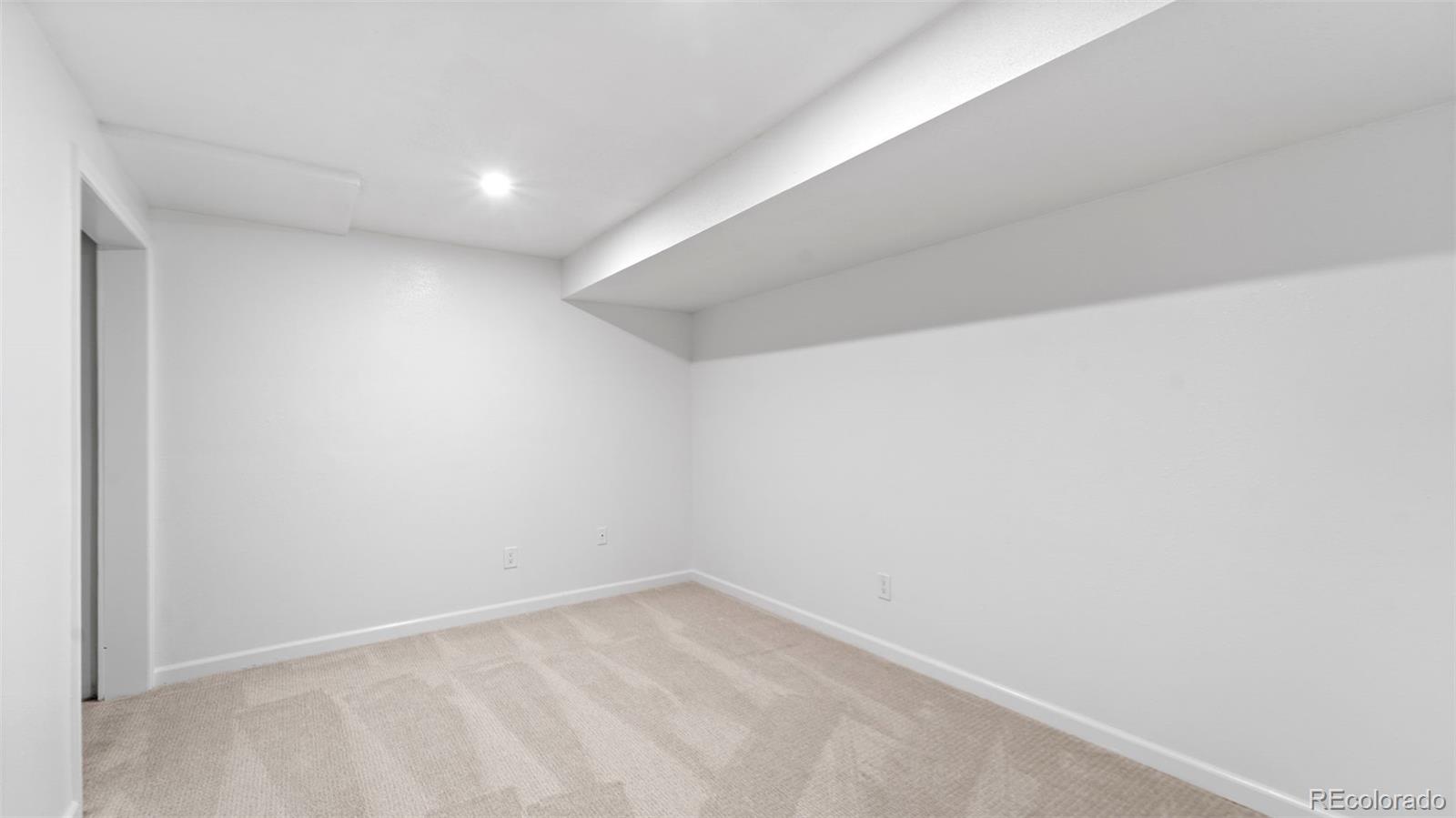 3516 Queen Anne Way