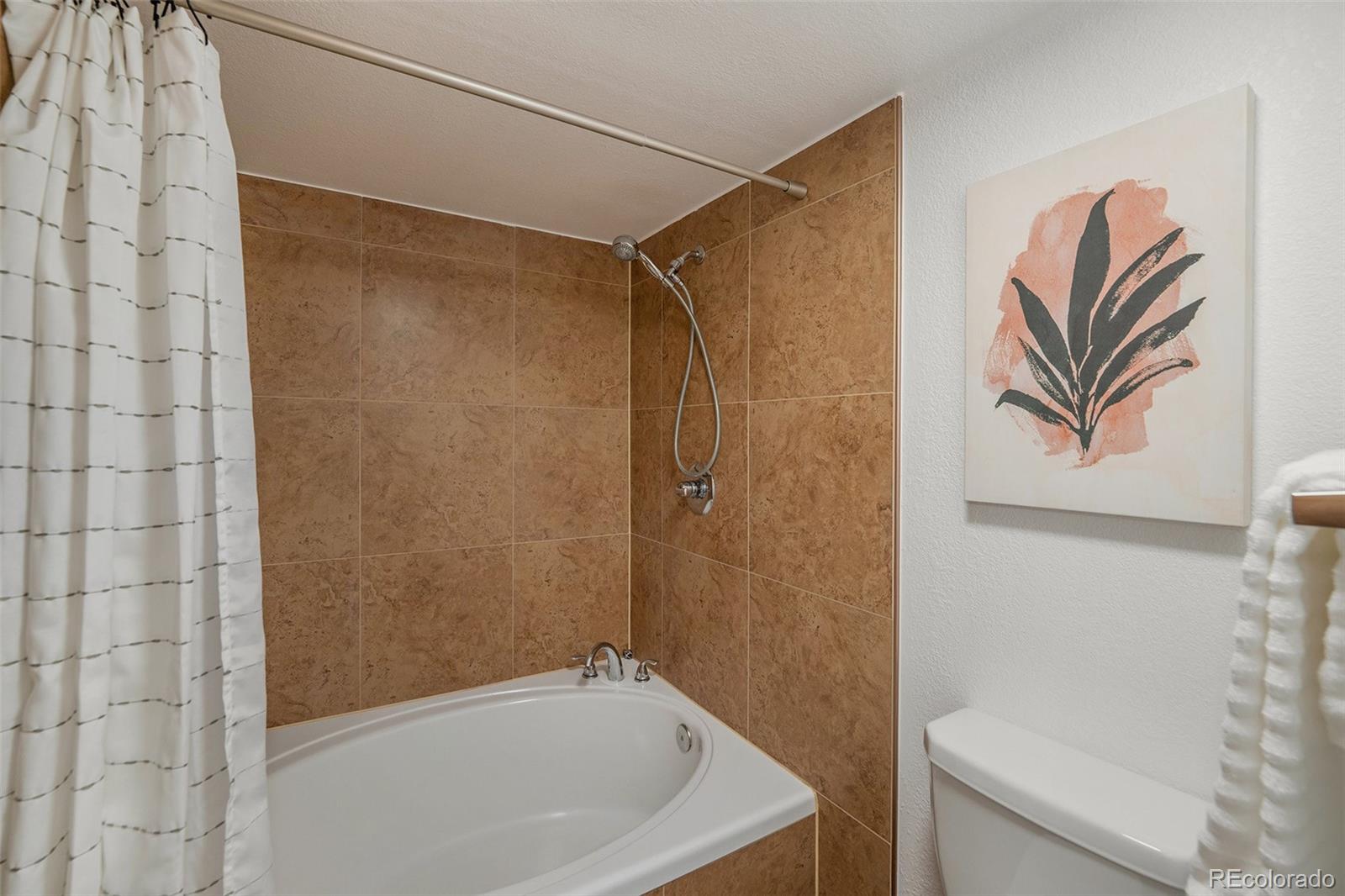 6388 Oak Court Unit: 205
