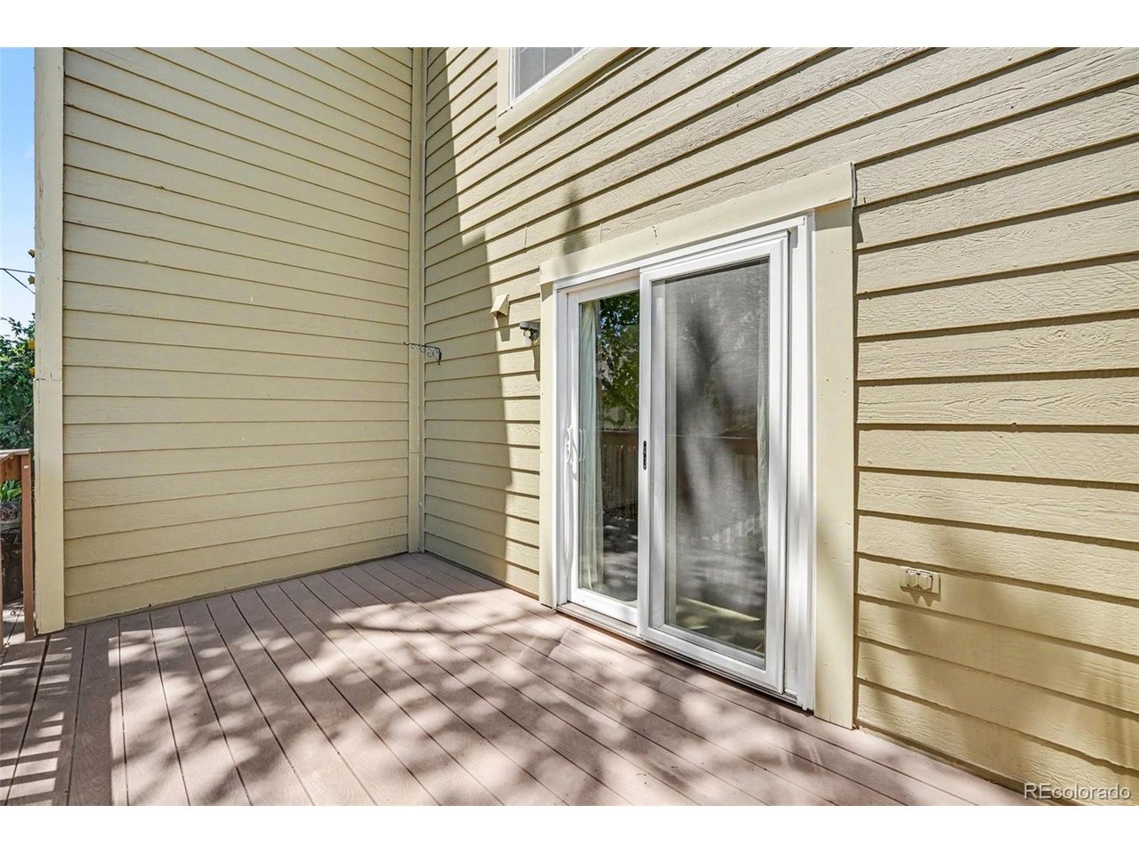 1811 S Quebec Way 240