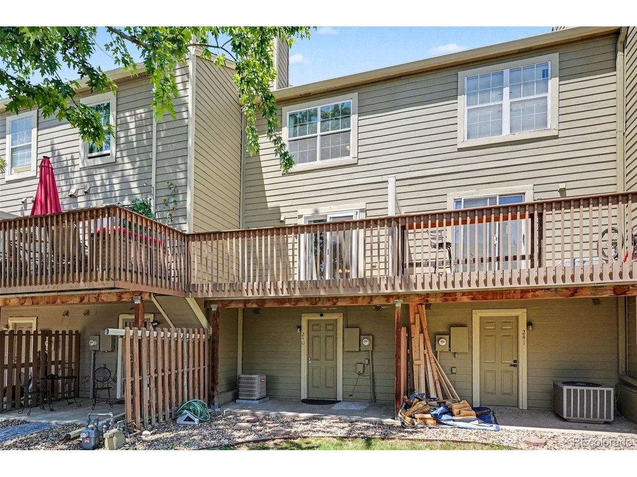1811 S Quebec Way 240