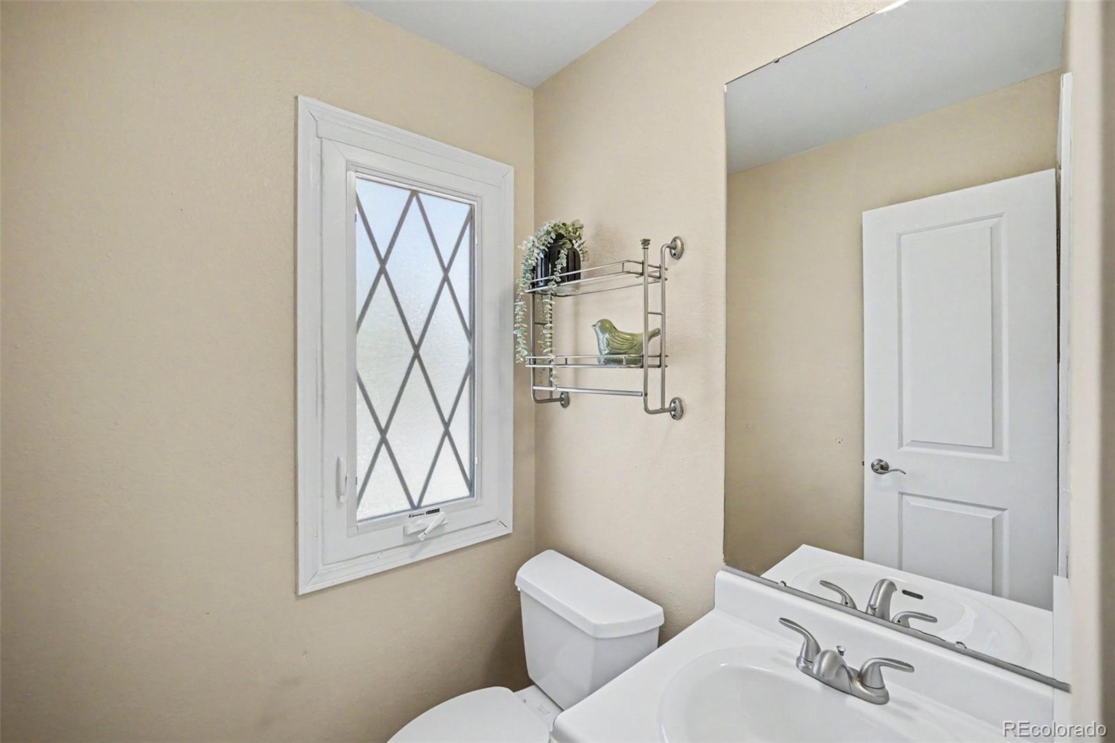 1811 S Quebec Way Unit: 240