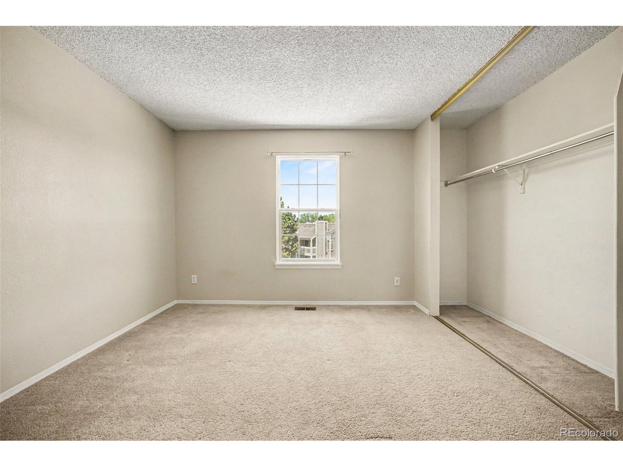 1811 S Quebec Way 240