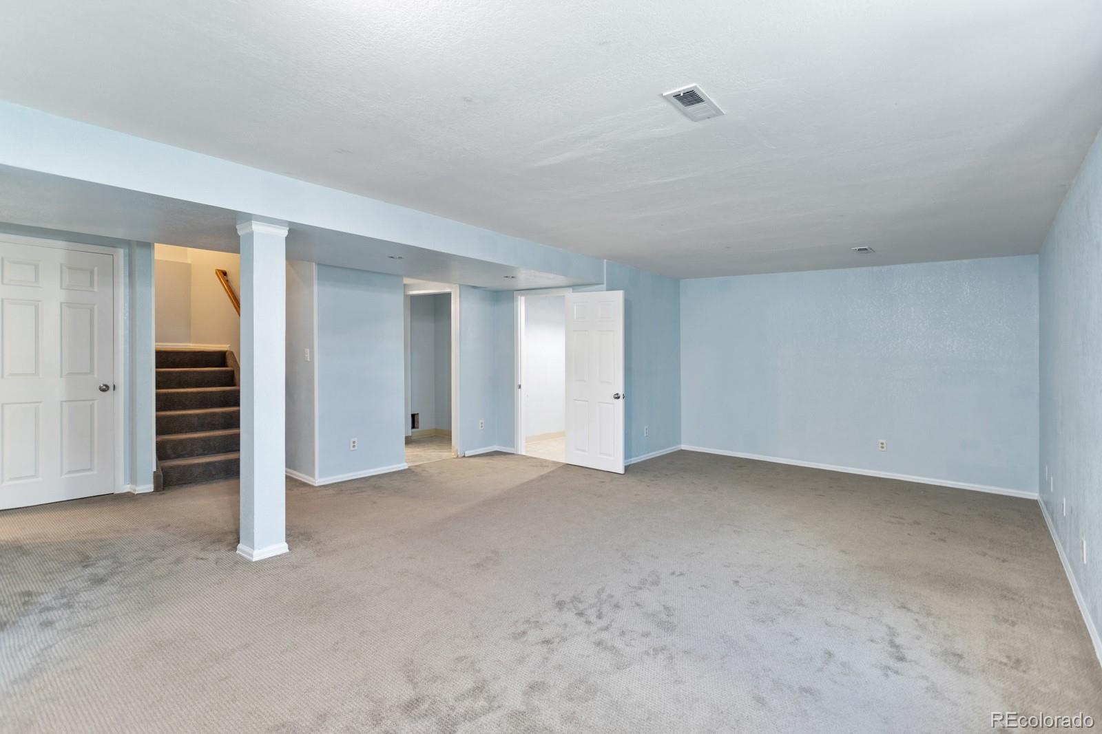 5686 W 109th Circle