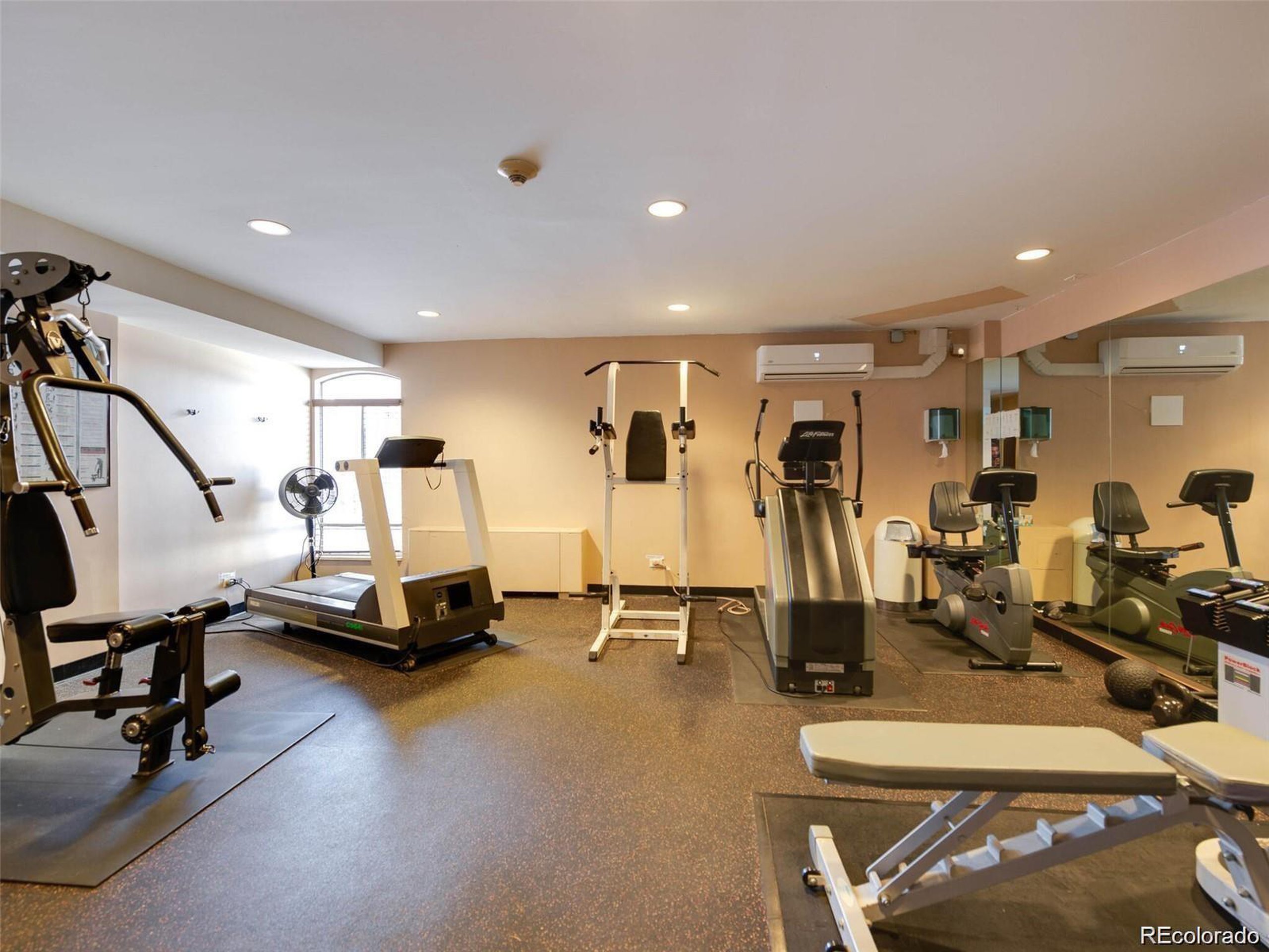 1200 N Humboldt St 305