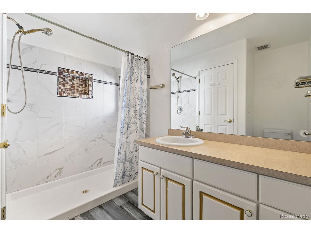 21764 Silver Meadow Ln