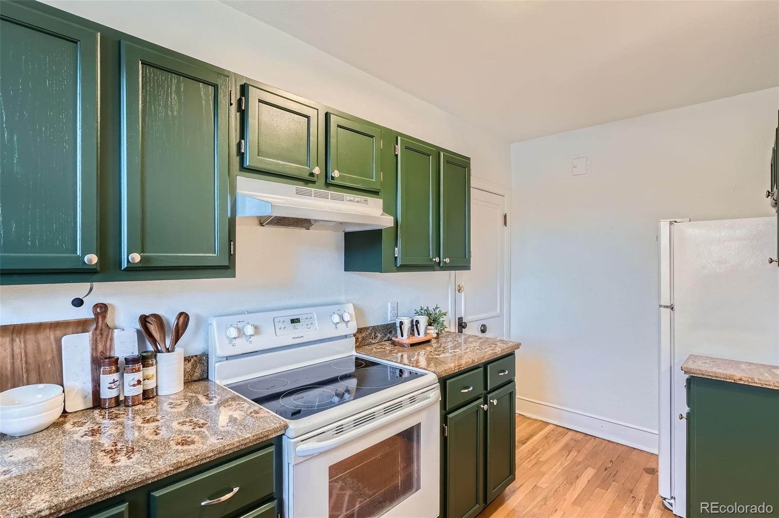 1369 N Downing Street Unit: 3