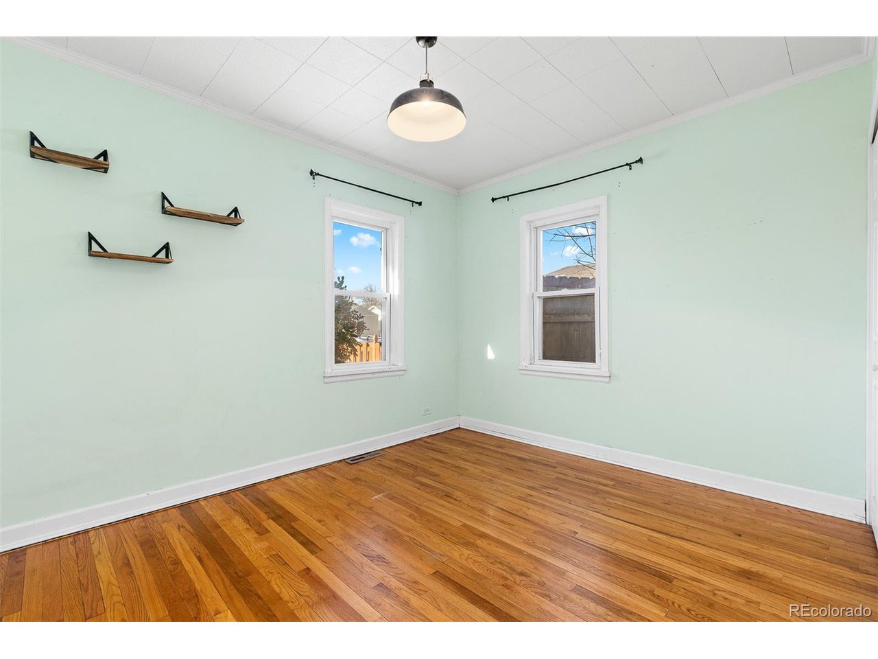 3130 S Washington St