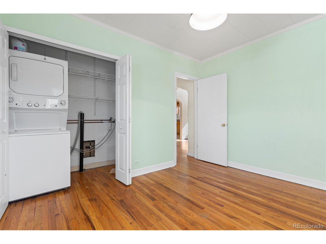 3130 S Washington St