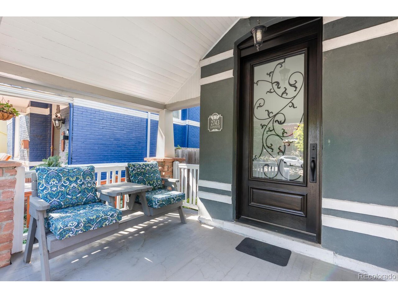 2743 N Lafayette St
