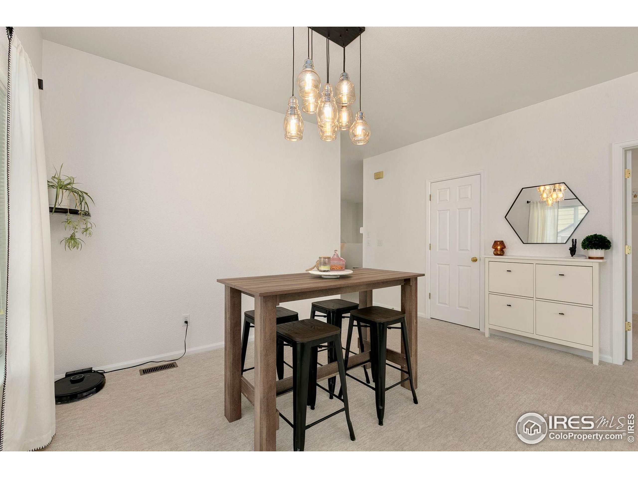 2814 Outrigger Way
