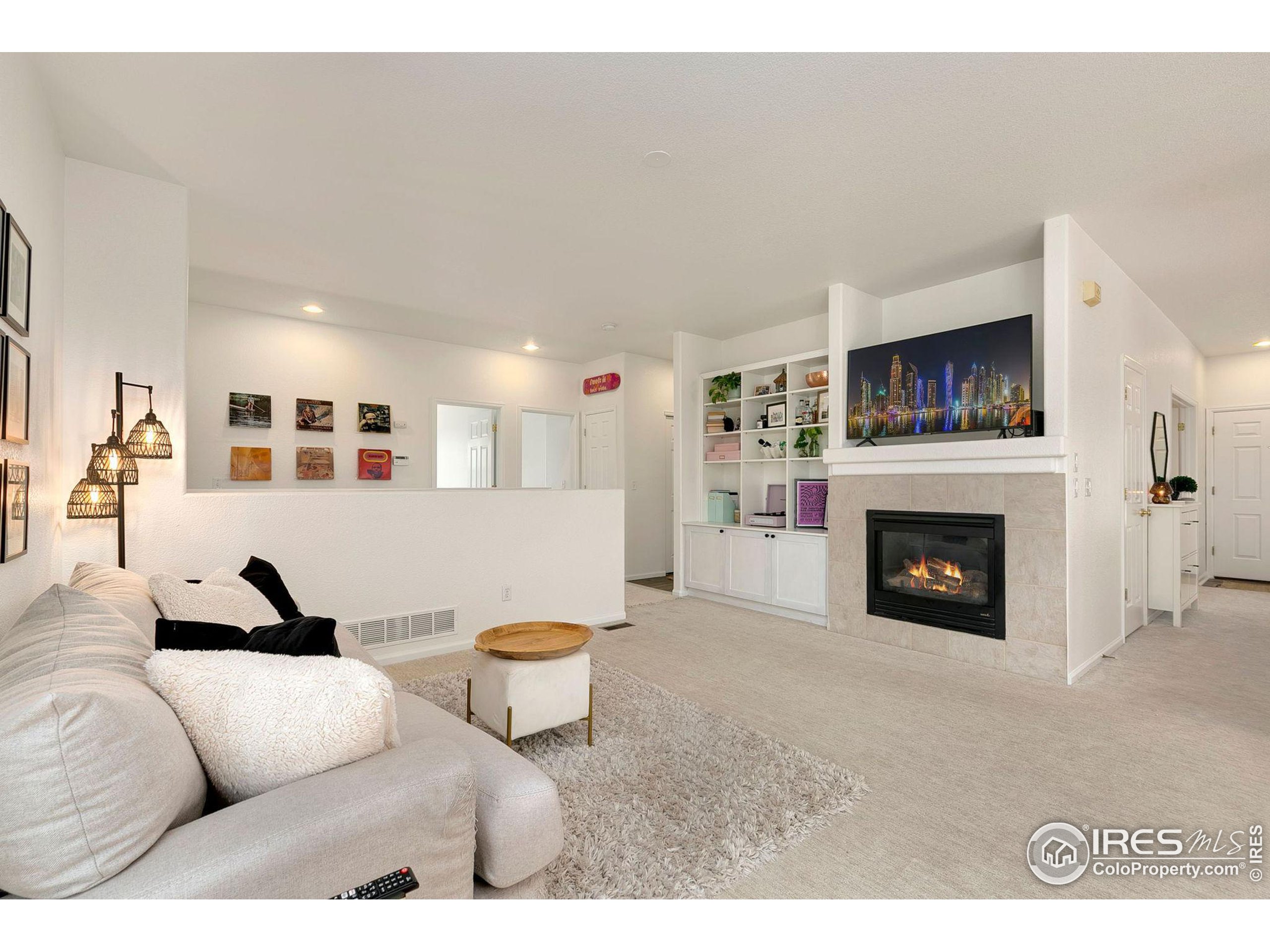 2814 Outrigger Way