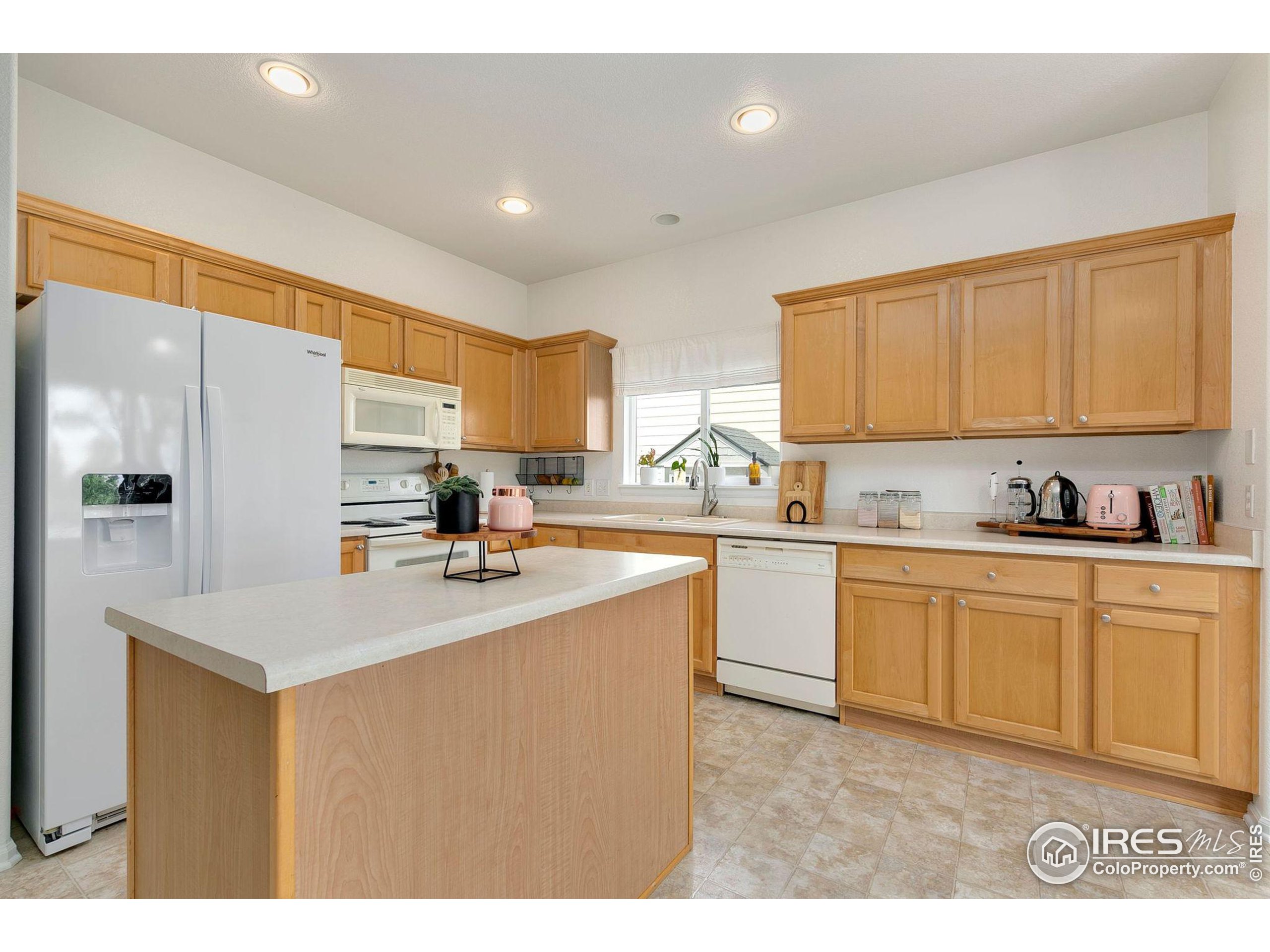 2814 Outrigger Way