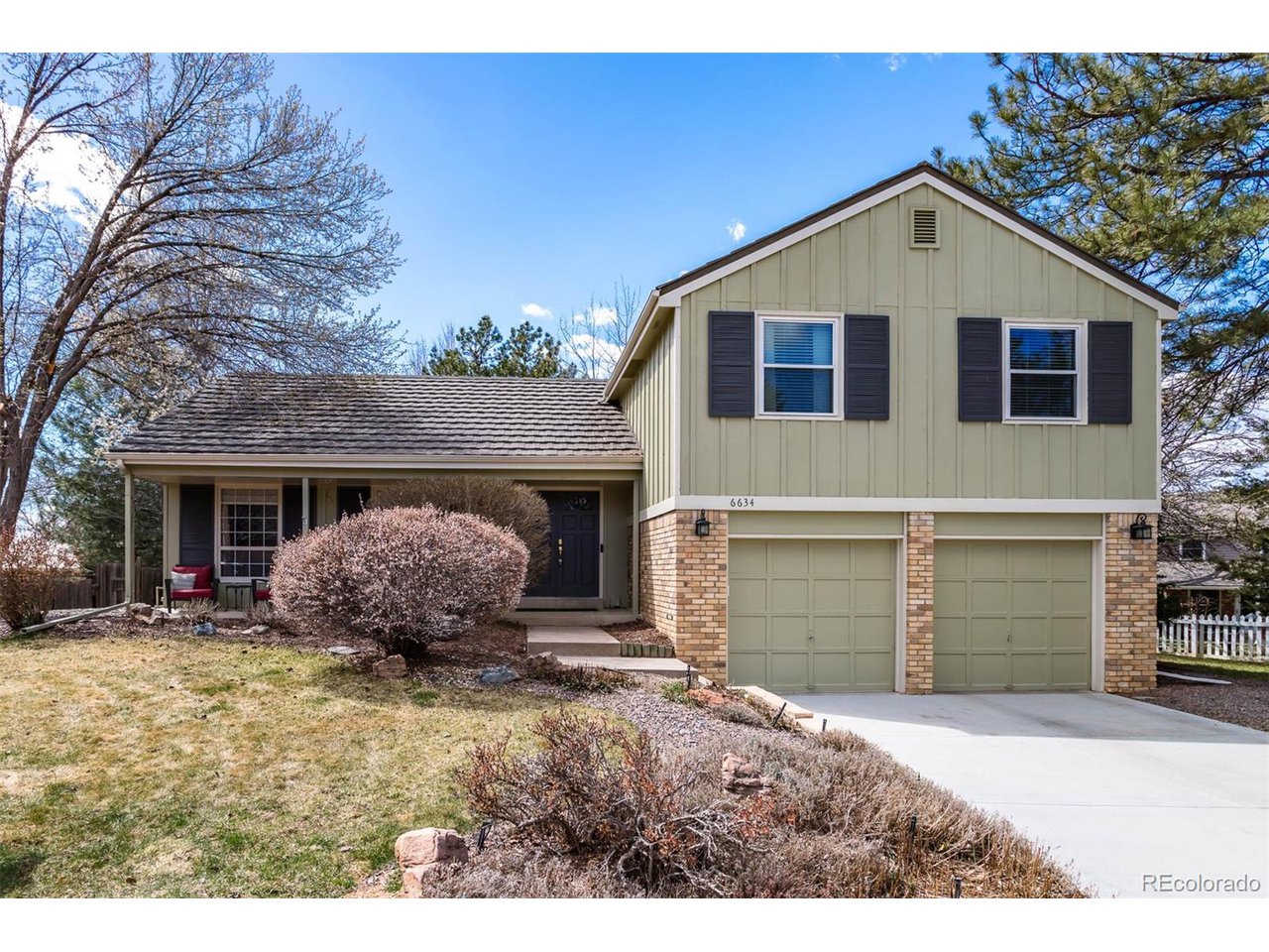 6634 E Easter Pl