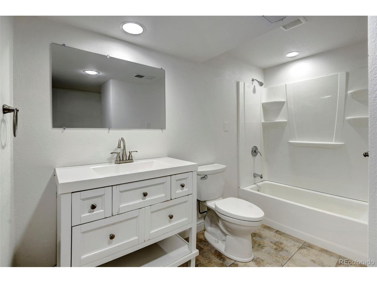 3122 Rock Creek Dr