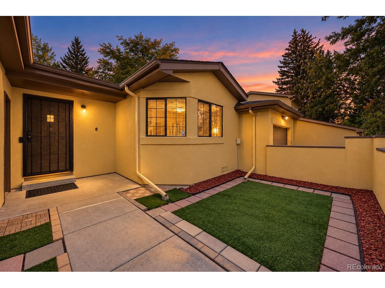 18603 E Layton Pl
