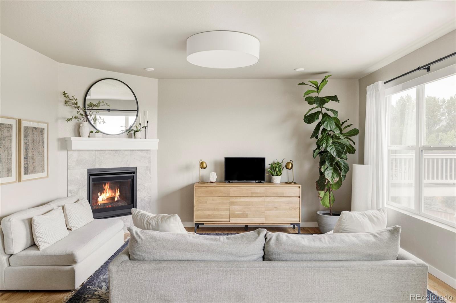 476 Hyde Park Circle