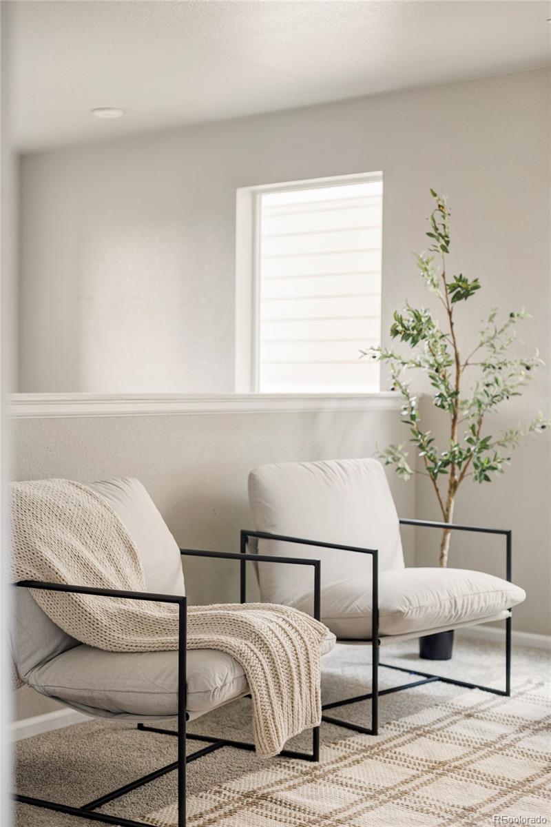 476 Hyde Park Circle