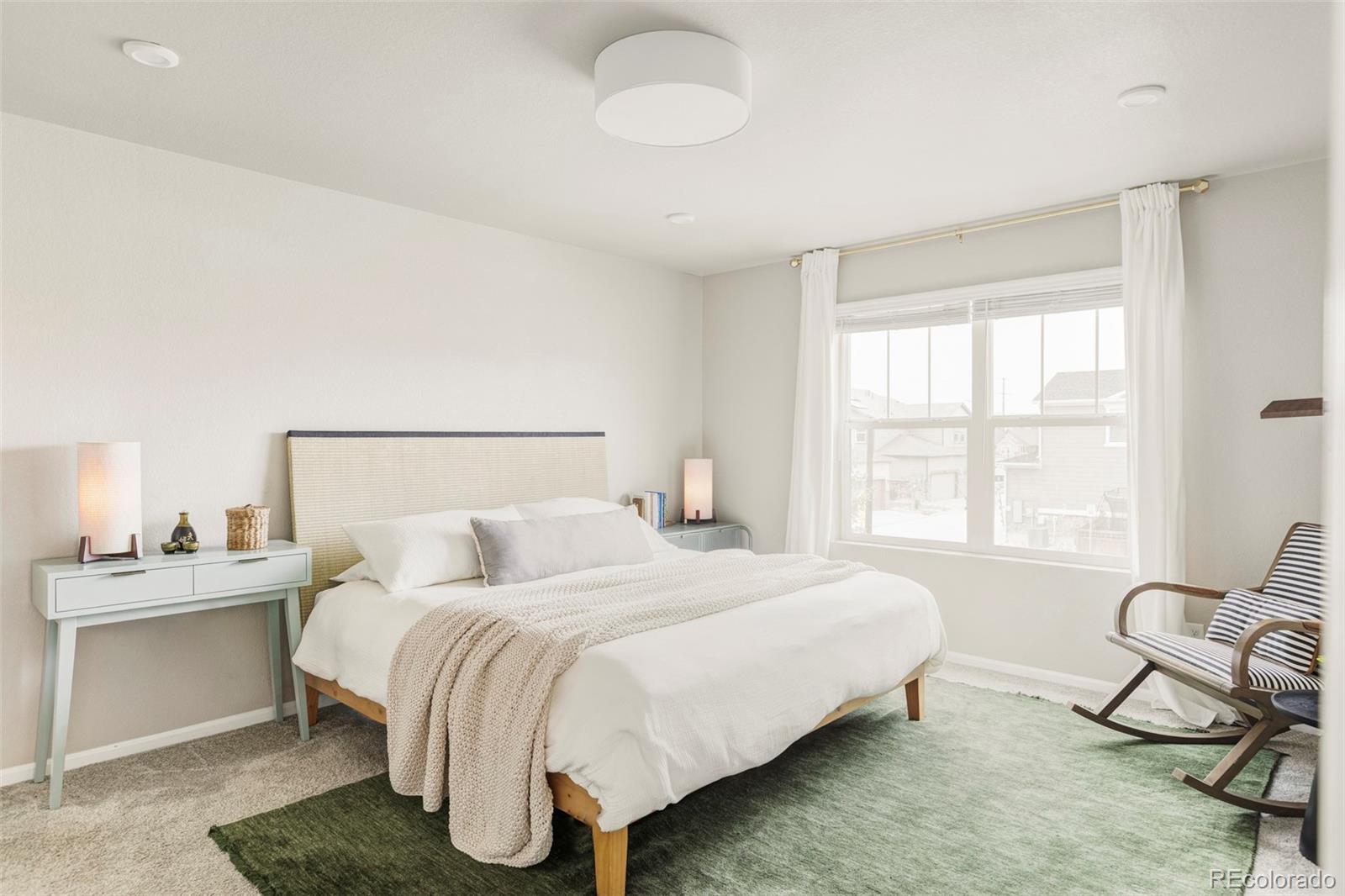 476 Hyde Park Circle