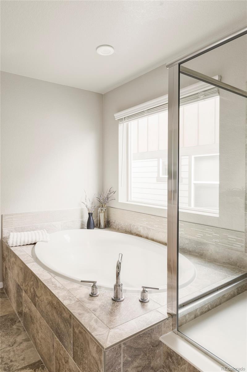 476 Hyde Park Circle