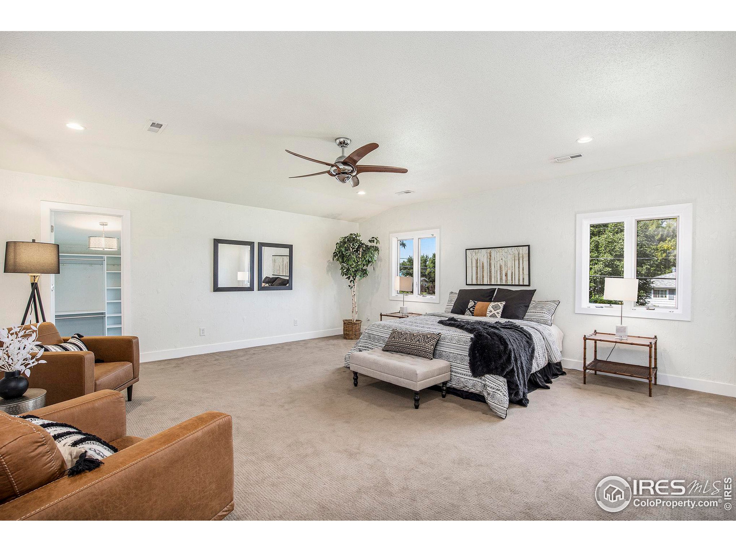 2429 Sunset Ln