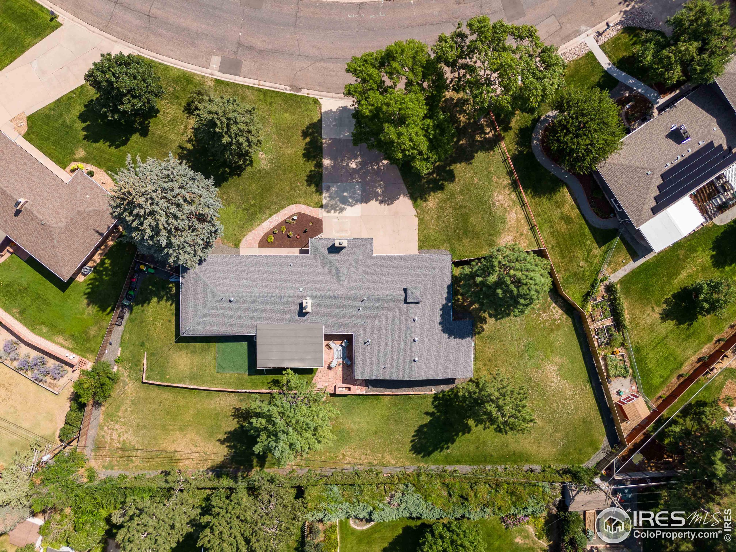 2429 Sunset Ln