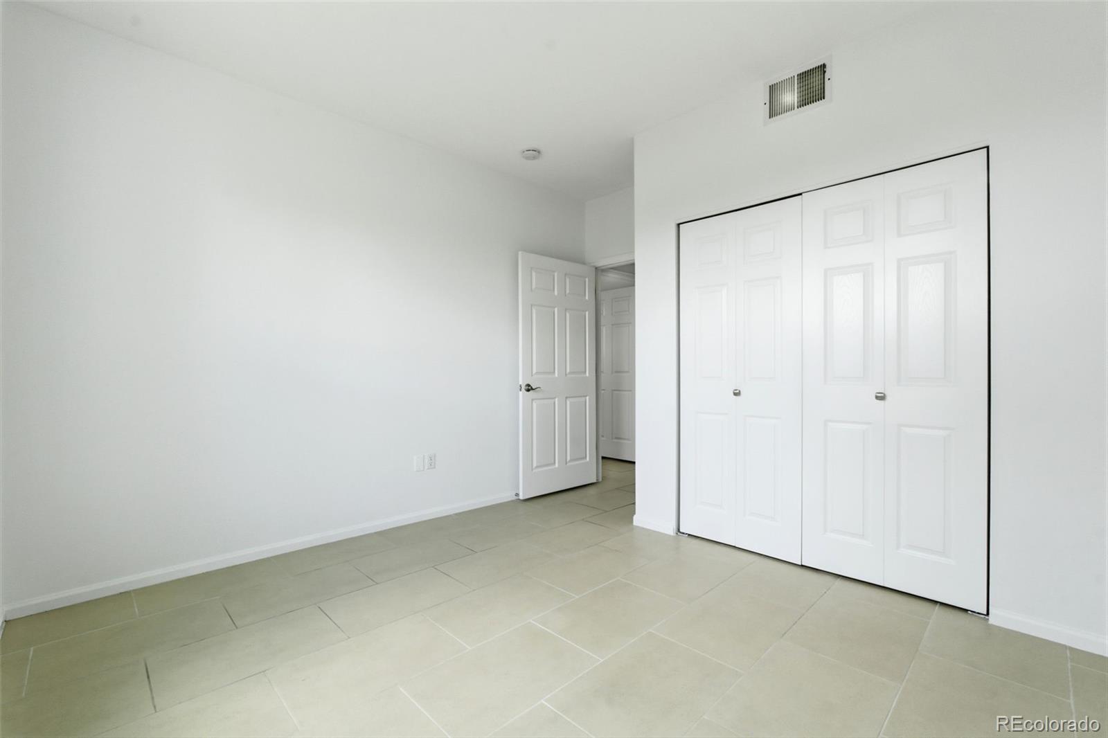 2153 S Fulton Circle Unit: 101