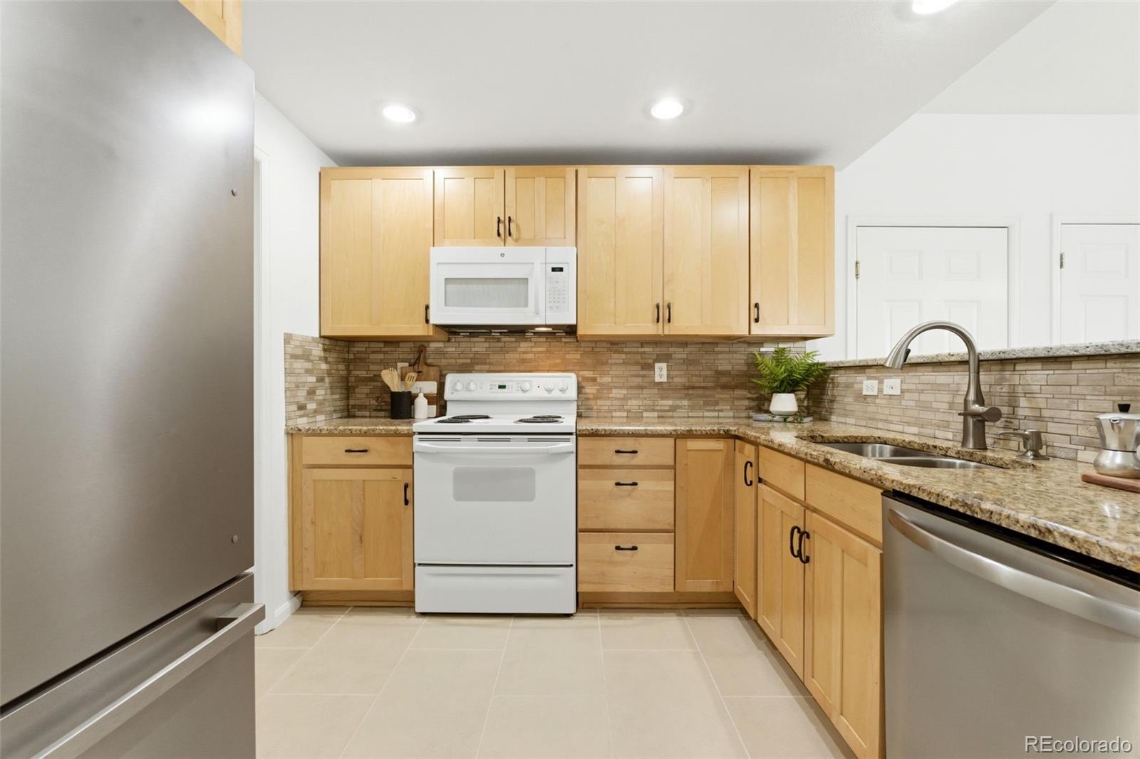 2153 S Fulton Circle Unit: 101