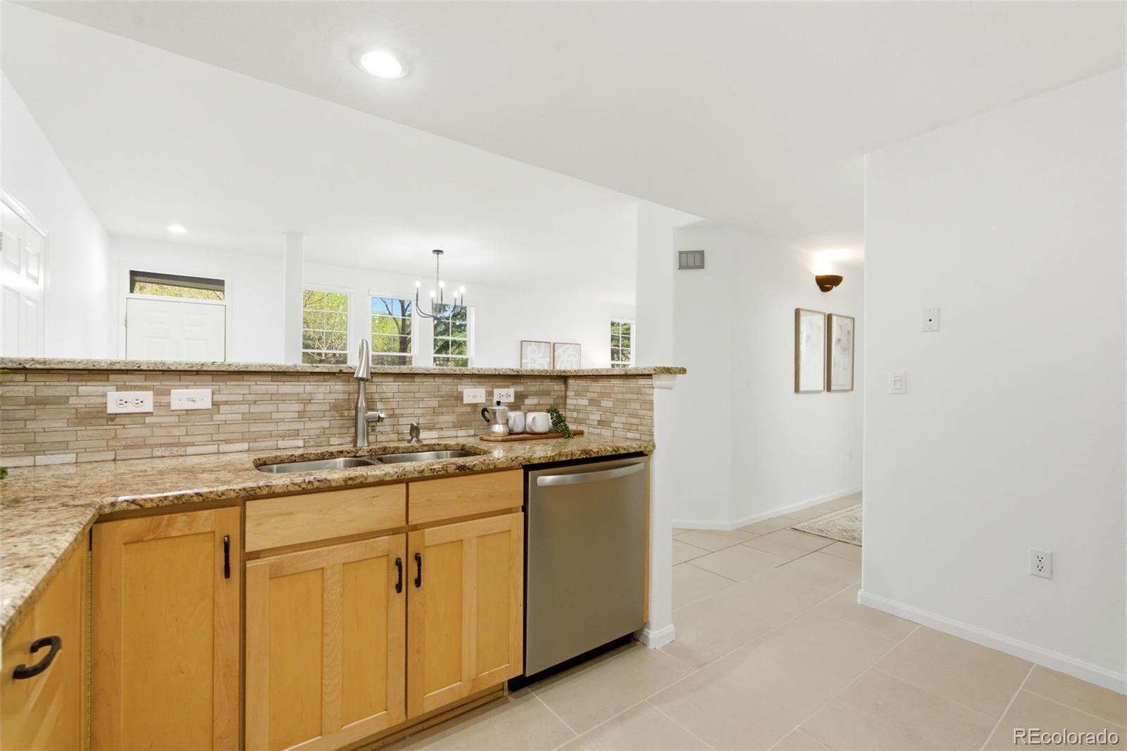 2153 S Fulton Circle Unit: 101
