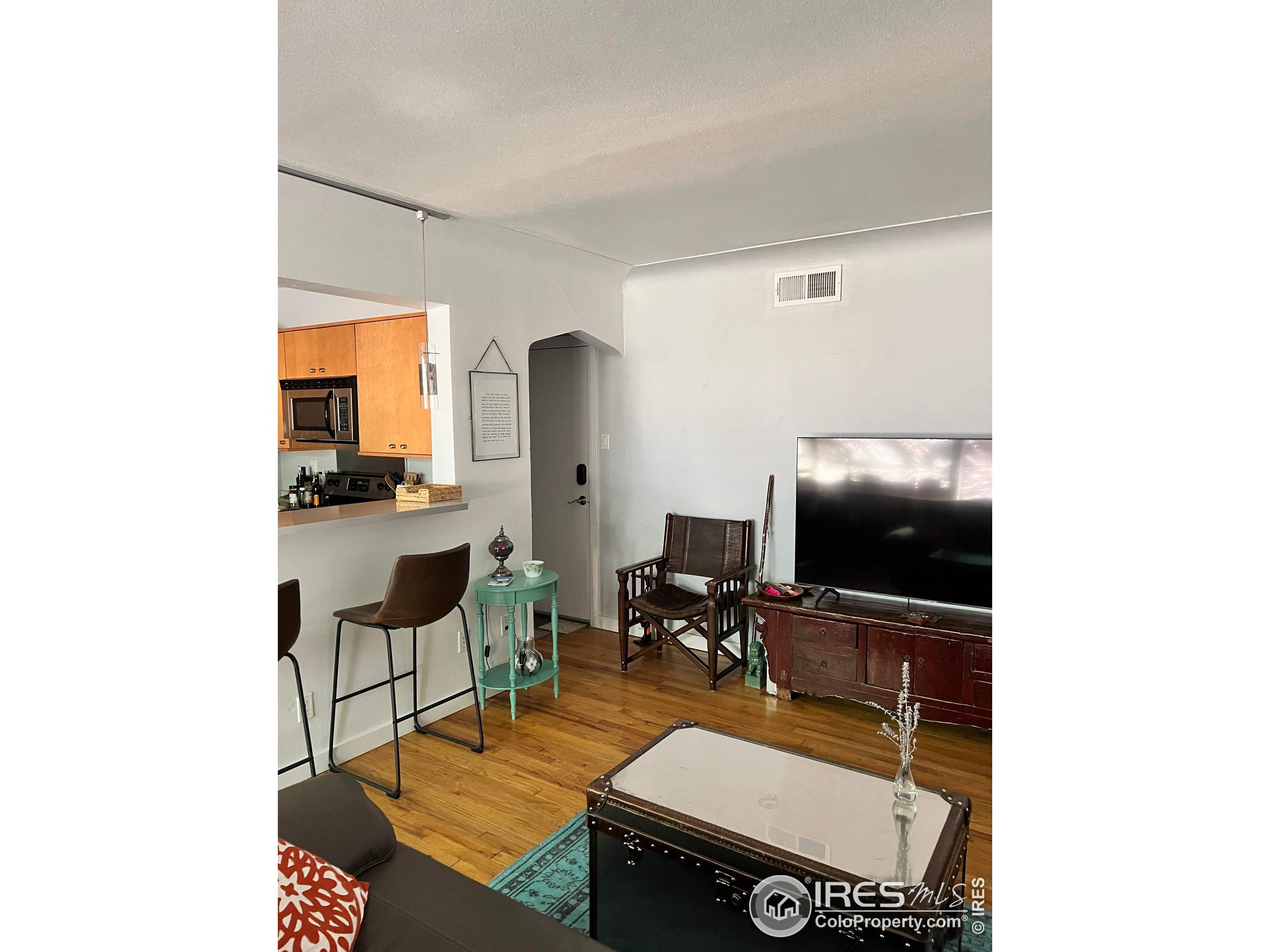 636 N Washington St 104