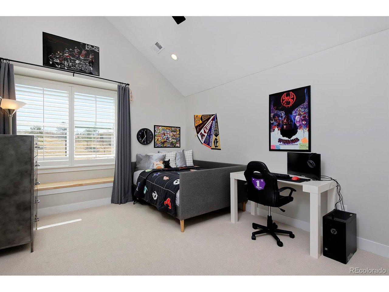 741 Saint Andrews Ln