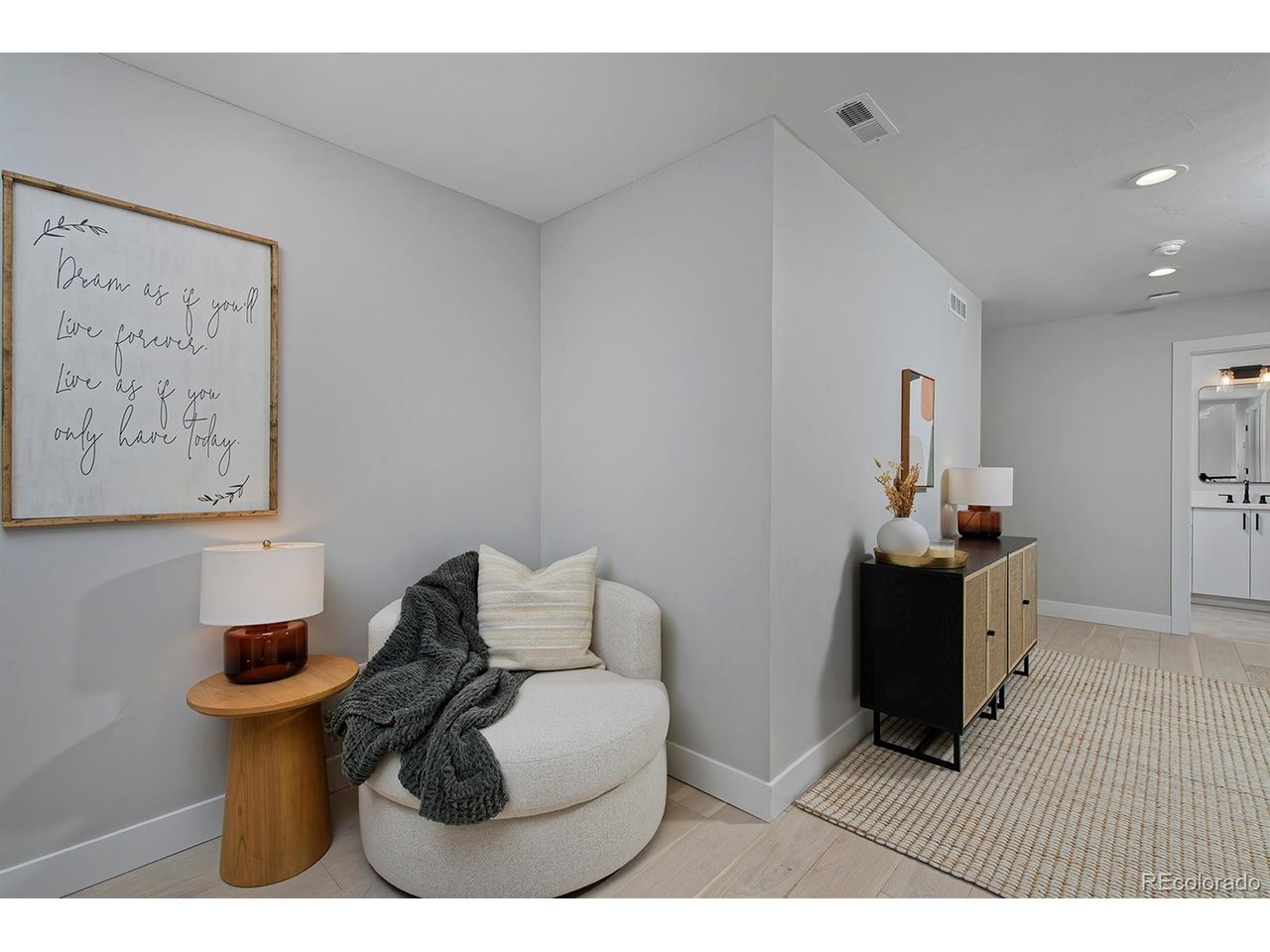 741 Saint Andrews Ln