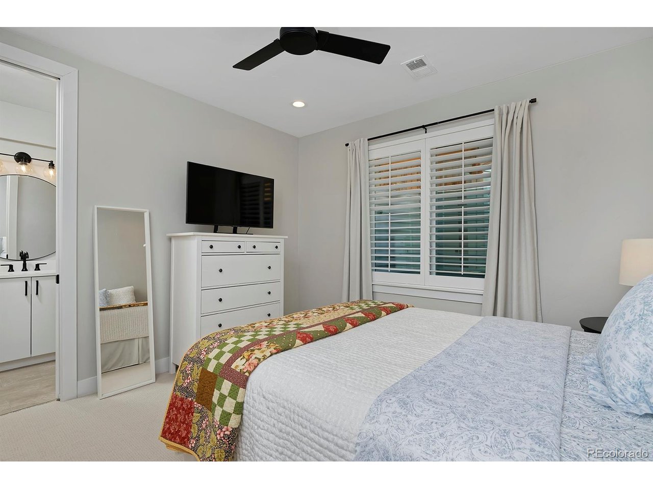 741 Saint Andrews Ln