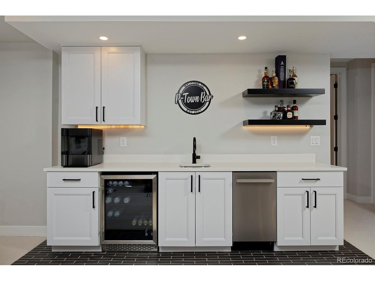 741 Saint Andrews Ln