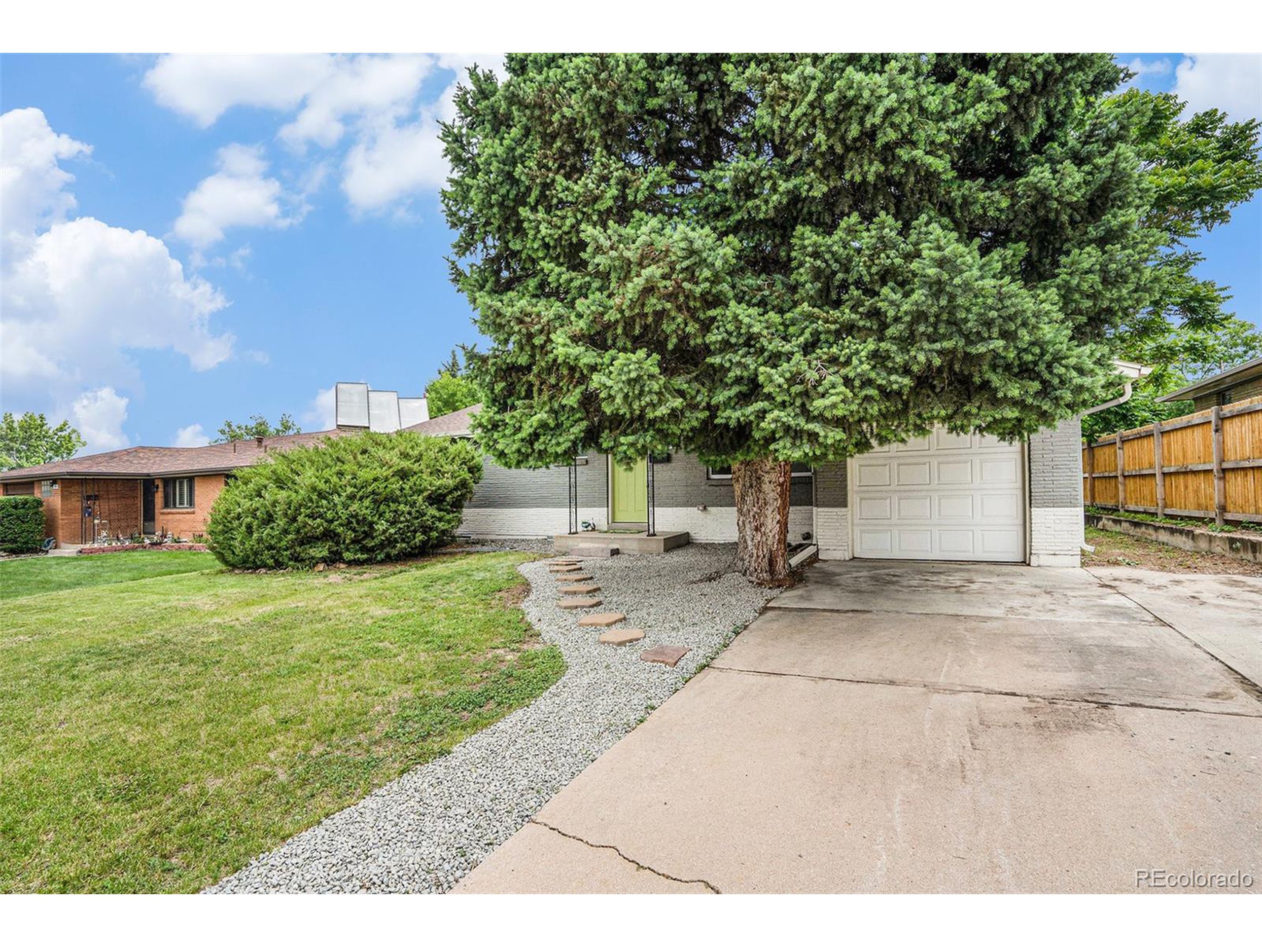 9280 Knox Ct