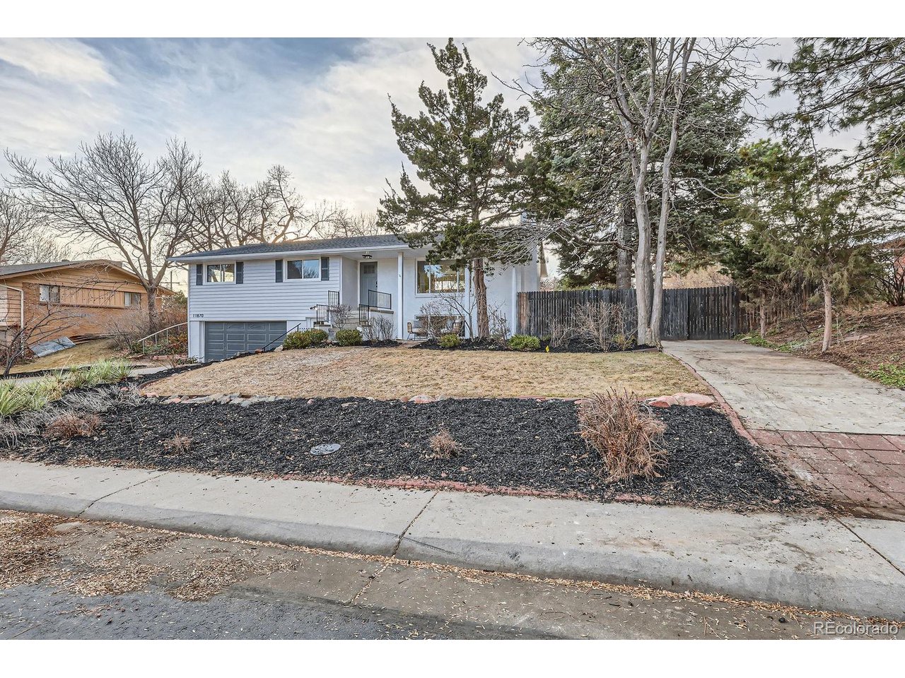 11870 Tabor Dr