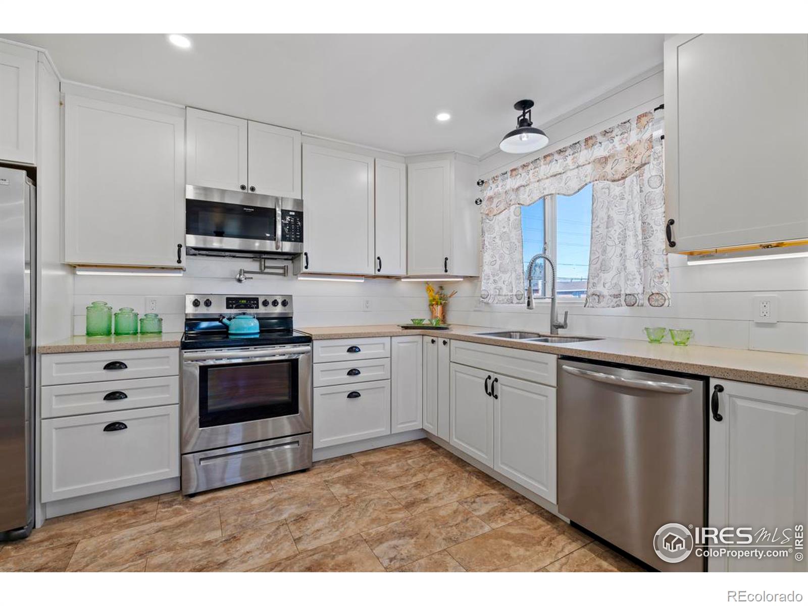 2380 Samuel Drive