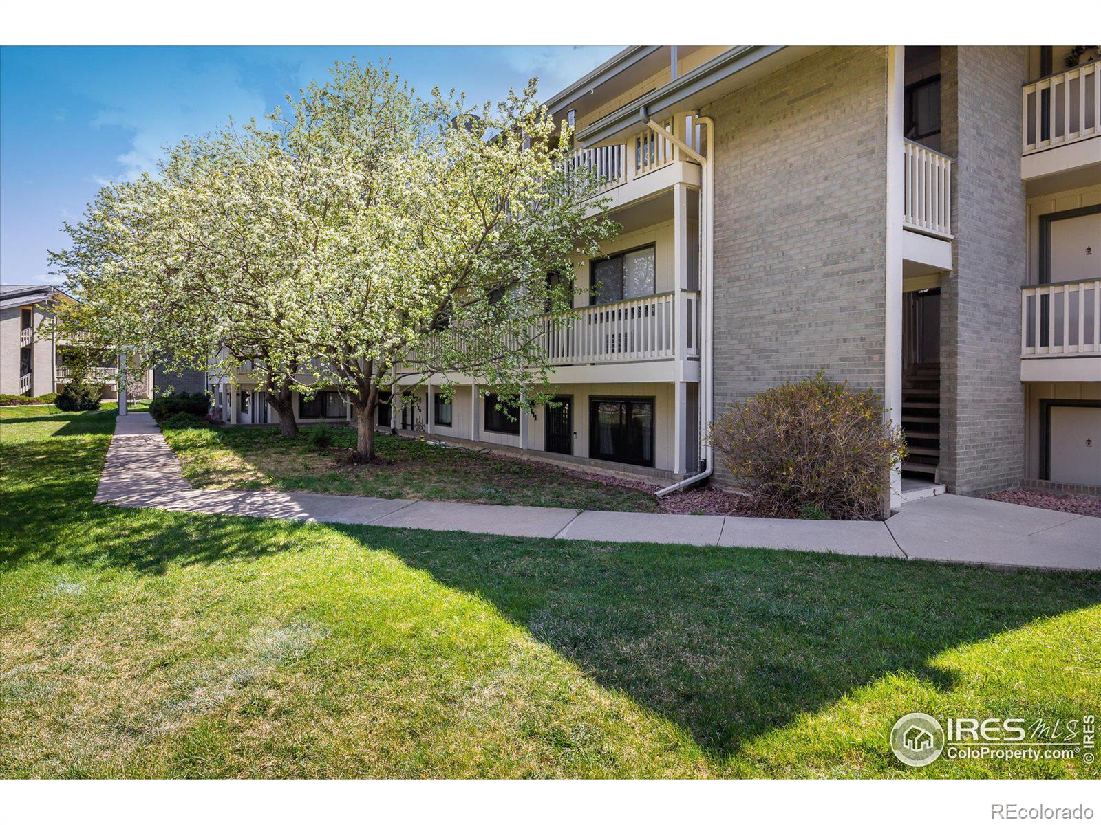 645 Manhattan Place Unit: 111