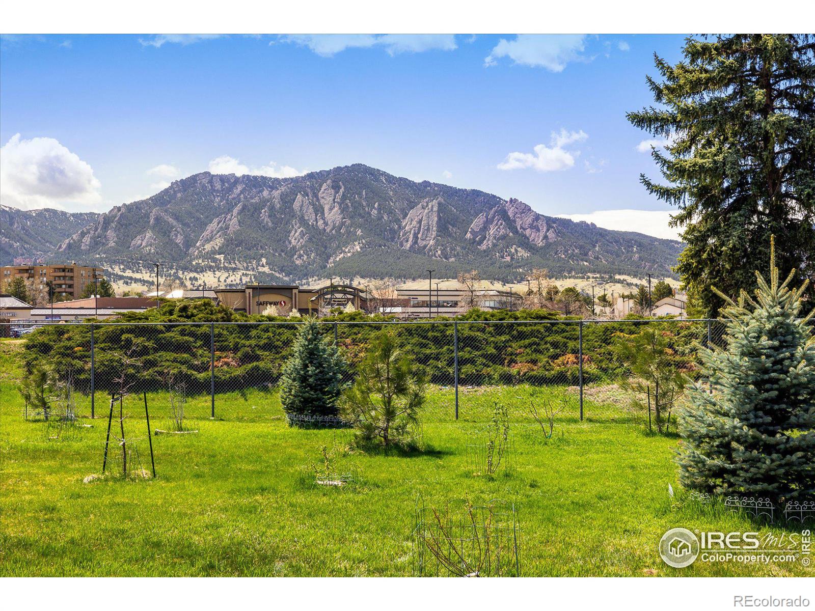 645 Manhattan Place Unit: 111