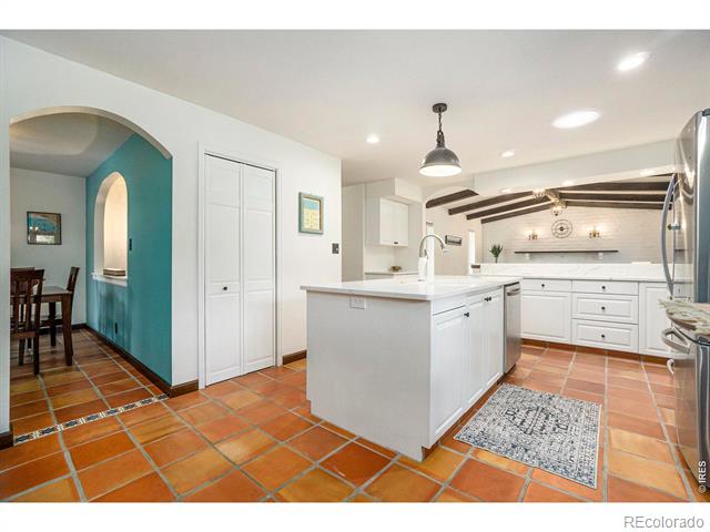 4700 Venturi Lane