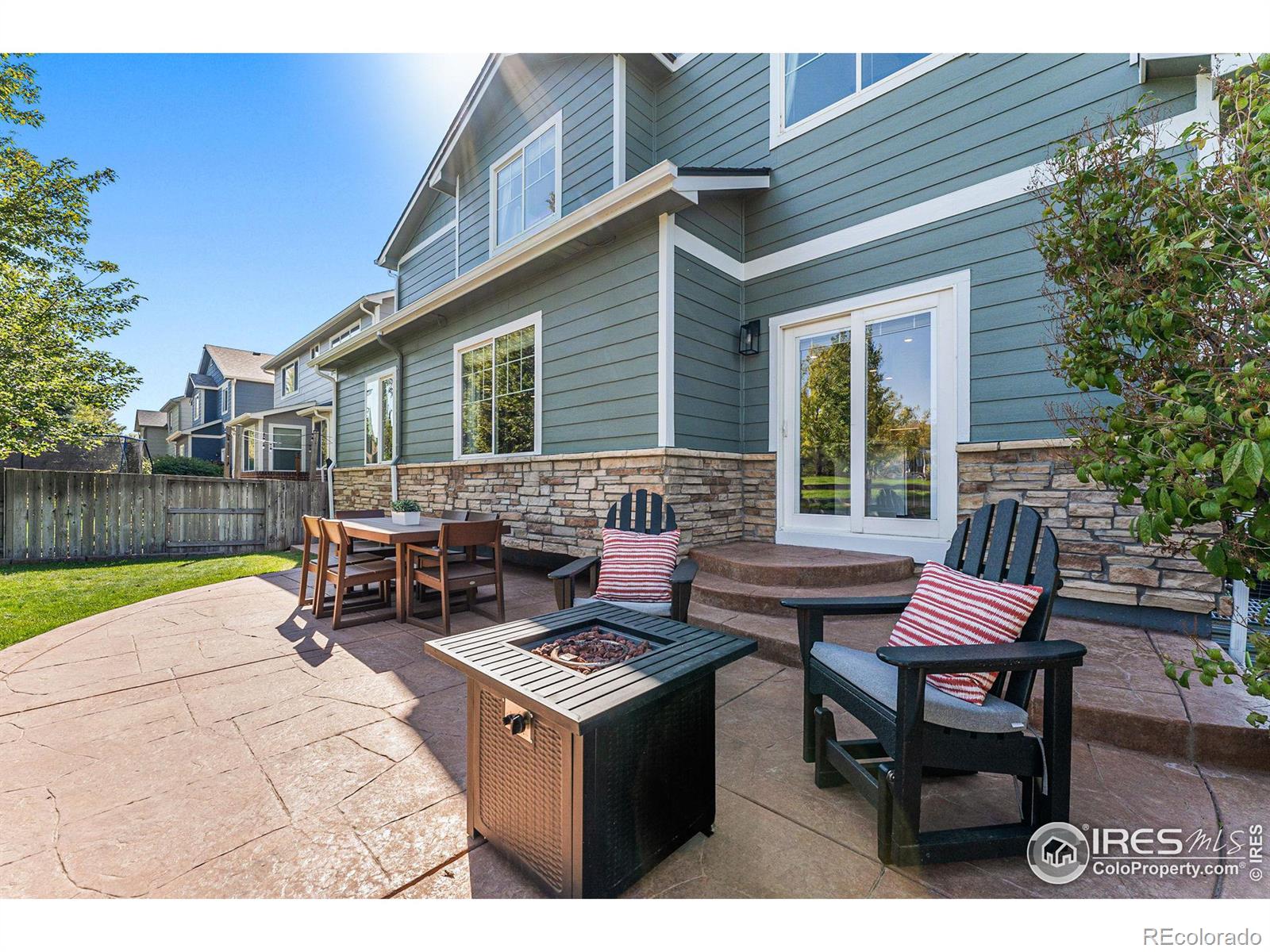 2326 Dogwood Drive