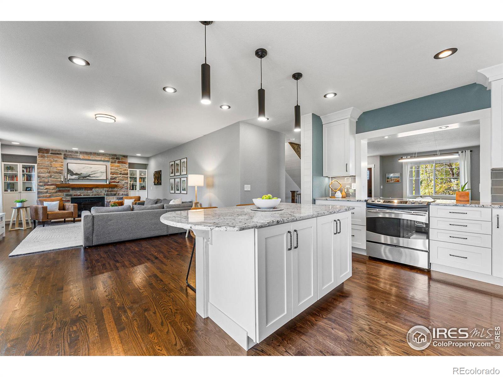 2326 Dogwood Drive
