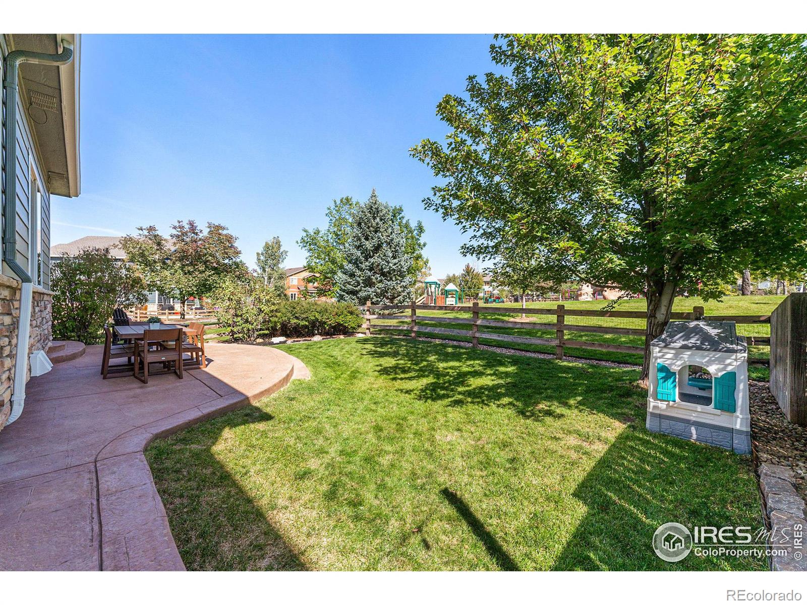 2326 Dogwood Drive