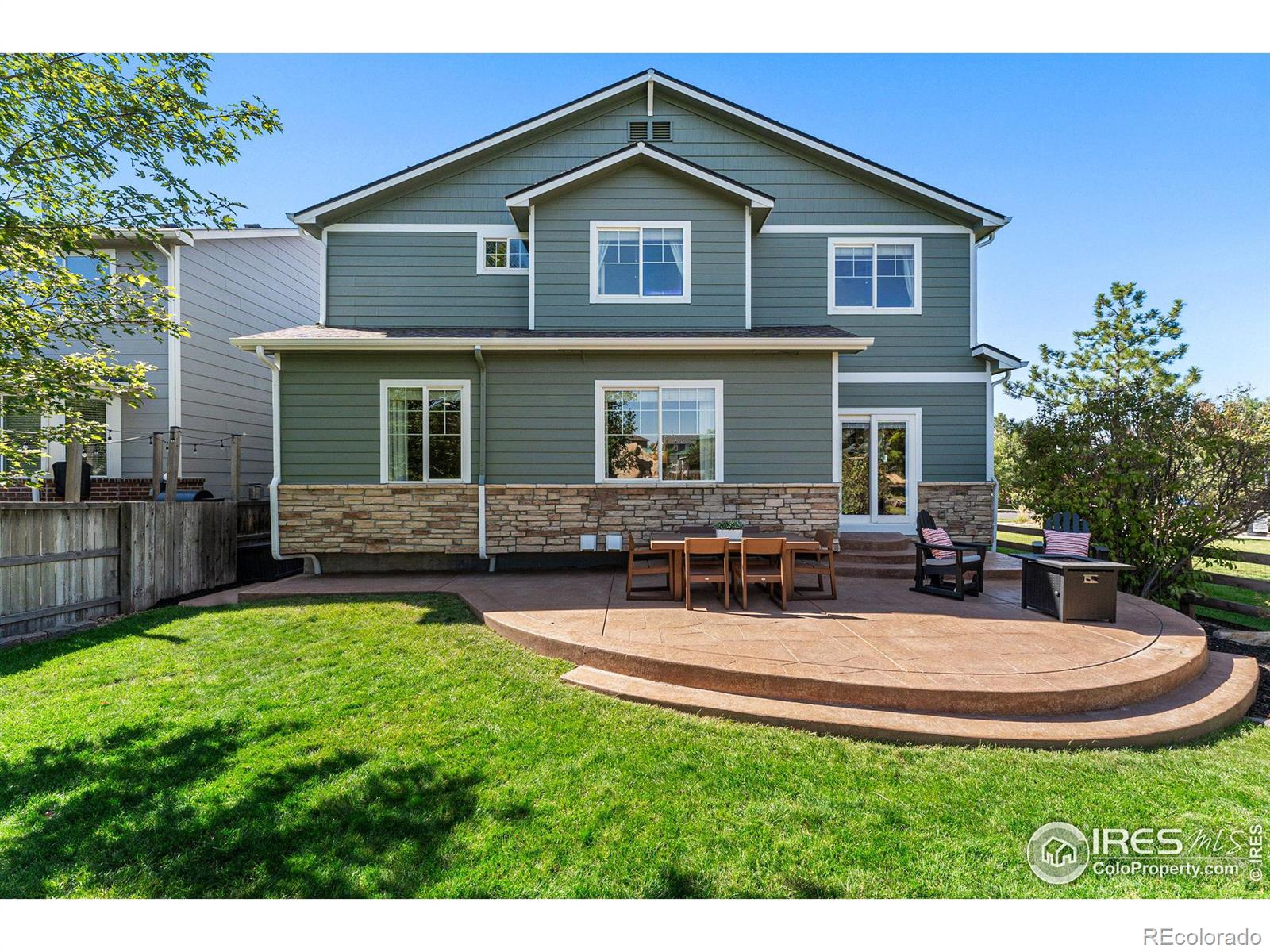 2326 Dogwood Drive