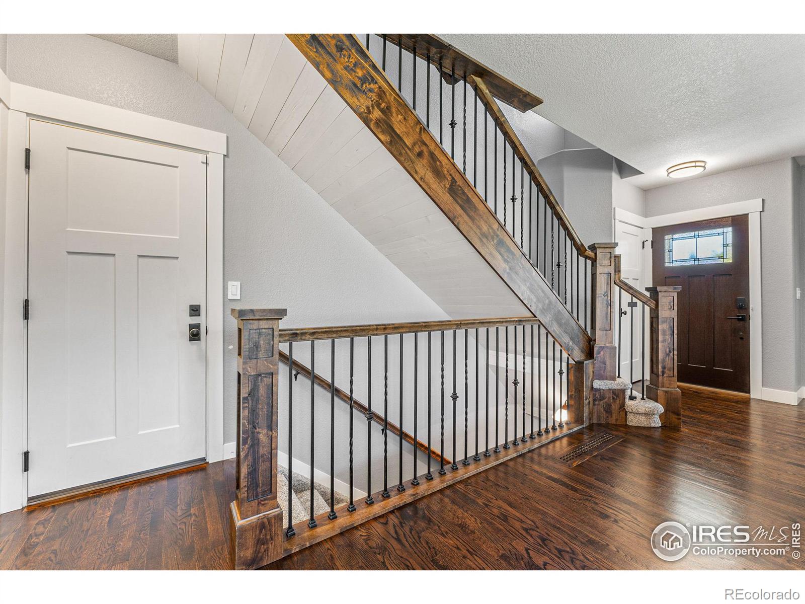 2326 Dogwood Drive