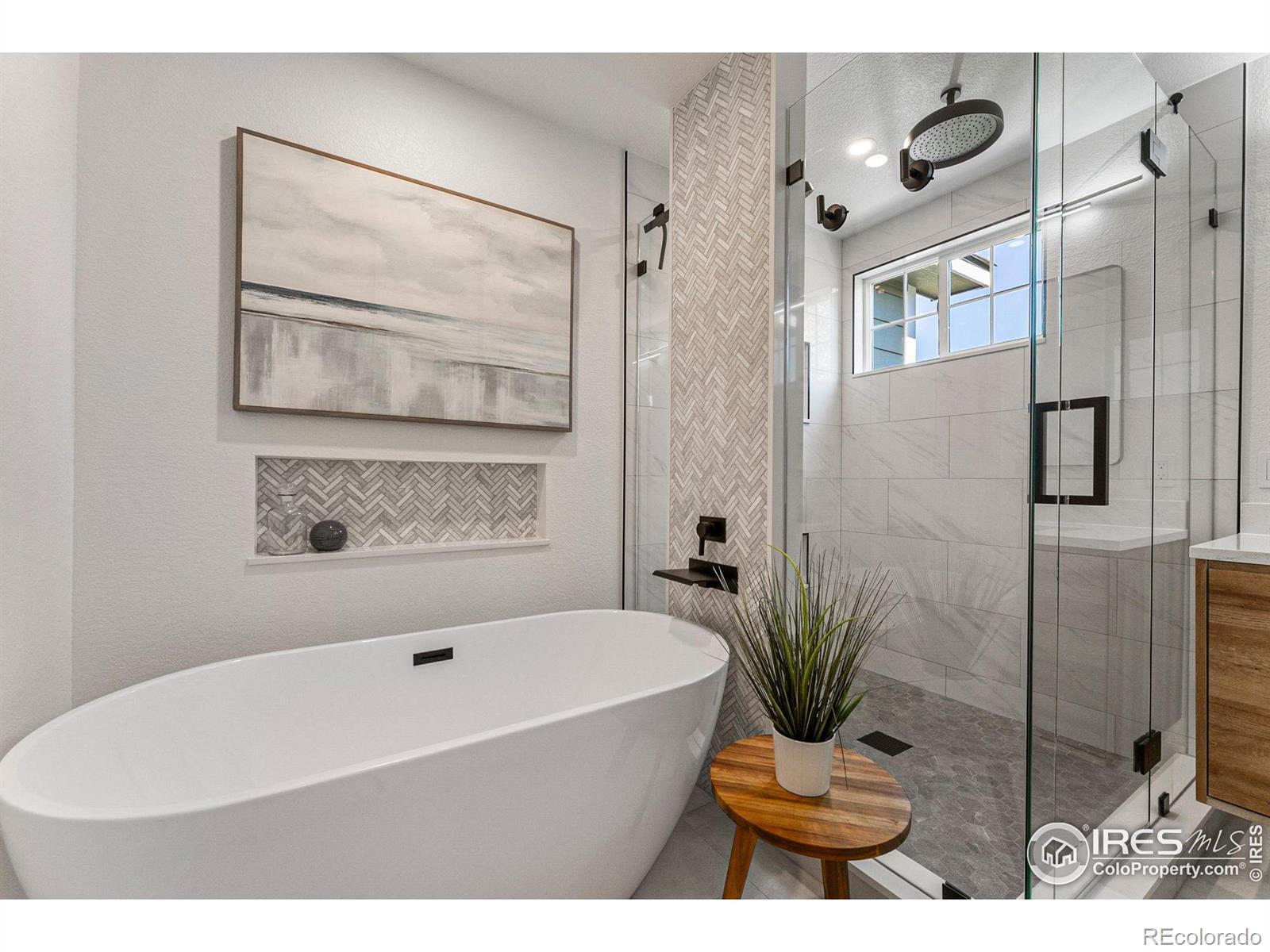 2326 Dogwood Drive