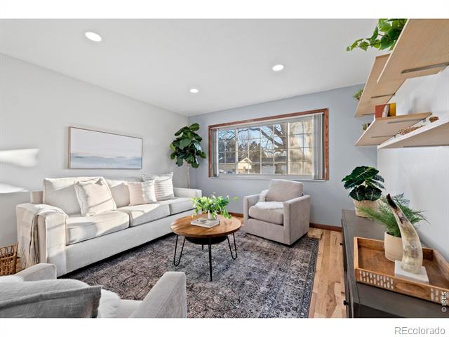 1027 Cottonwood Drive